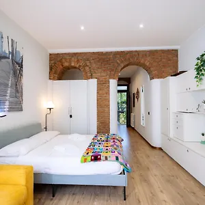  Appartamento The Red Bricks - San Babila Area